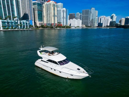 FREE JETSKI| 48FT 13PL LUXURY PARTY YACHT MIAMI *NO HIDDEN FEES*