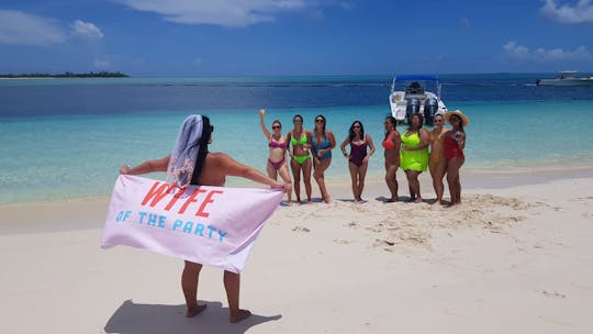 Journée à la plage avec cochons, tortues et plongée en apnée