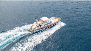24 Meters Lux Yacht in Bodrum With Jacuzzi - 6 Hour Program