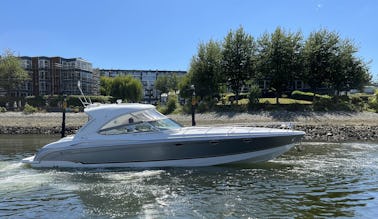 40 Formula SS Yaletown Yacht disponível para reservas 