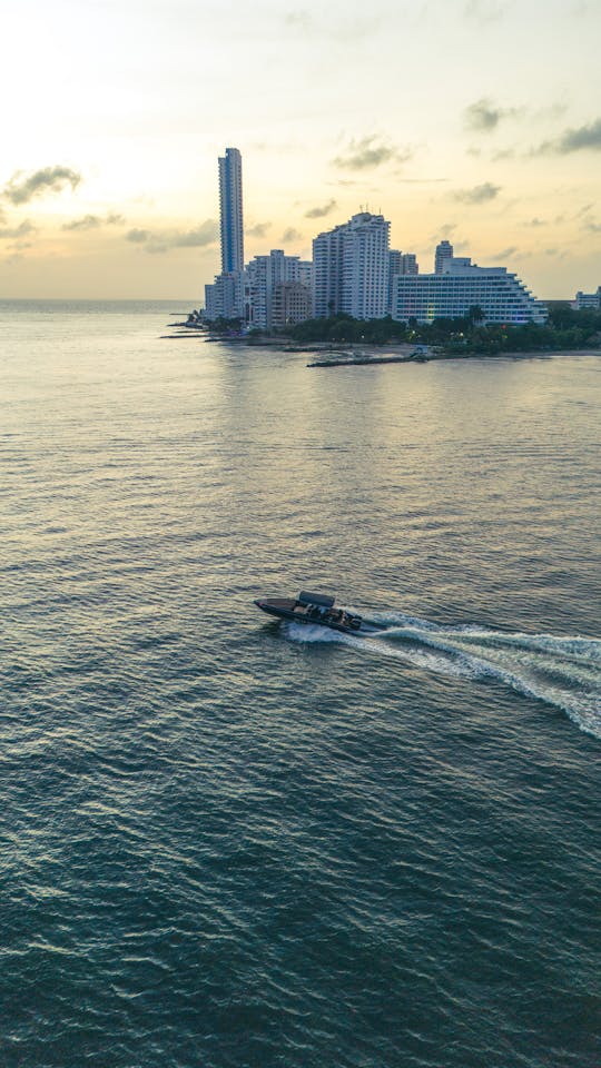 Excursão ao pôr do sol em Cartagena - mínimo de 2 horas - até 8 pessoas - tripulação incluída