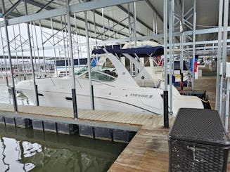 ✨ Vista Cruiser de lujo de 32 pies en el lago Percy Priest, ¡capitán incluido! ✨