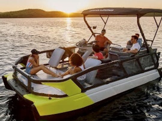 18ft Sea-Doo Switch Cruise 230 Hp  