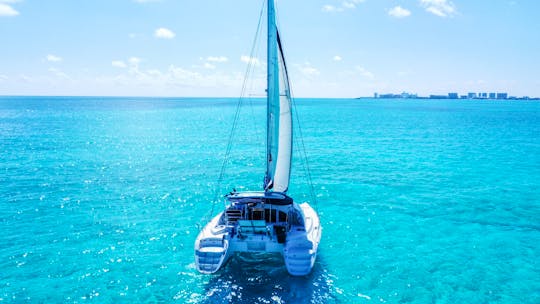 40ft Lagoon Luxury Catamaran ⛵️ On Isla Mujeres 🏝️