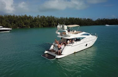 60ft Aicon available for rent in Miami for up to 12 people.