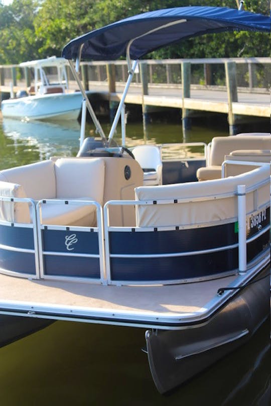 22Ft Cypress Cay Pontoon Boat
