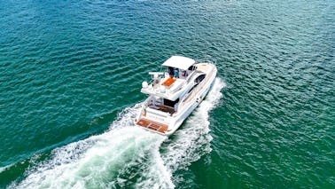 Get On Board And Enjoy Our Azimut 50'! 📌