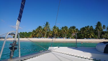 🥰 Set sail to "Bacardi Island" Samaná ~ Private Catamaran Sailing 