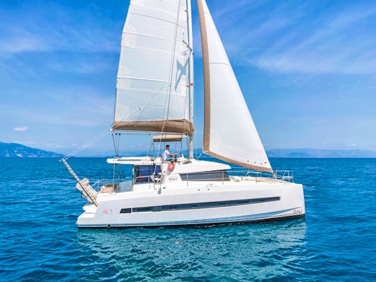 Bali 4.1 - Sailing catamaran for Cruise in Crete Rethymno