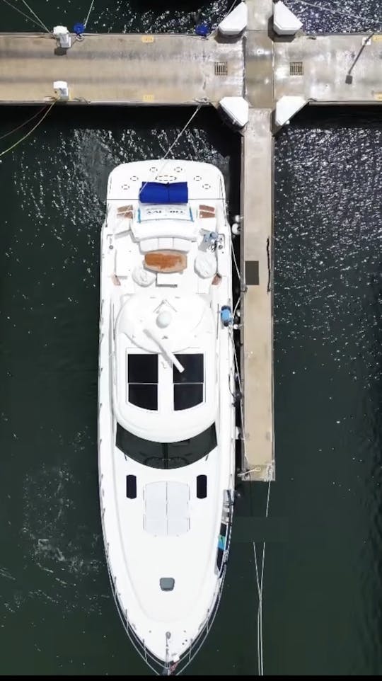 Breathtaking 65' SeaRay Yacht Rental - Immaculate!