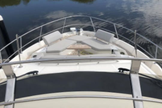 L55 Sea Ray Luxury Private Yacht in Nuevo Vallarta