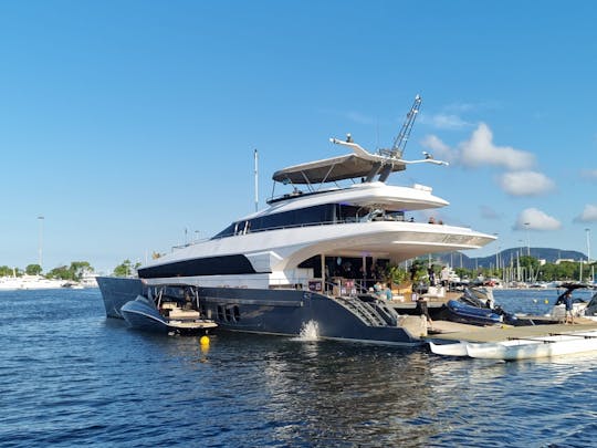 The largest 120-foot Catamaran in Brazil