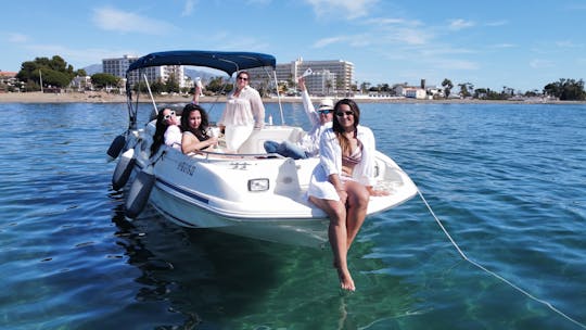 Searay 240 Sundeck Boat Rental in Marbella, Andalucía