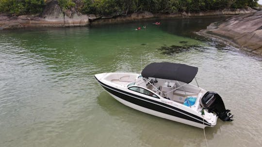 22ft Real Ossos Deck Boat Rental in Paraty, Rio de Janeiro, Brazil