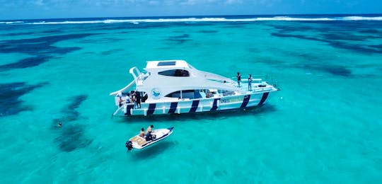 🥳AMAZING PARTY BOATS IN PUNTA CANA 🏝️MAKE YOUR RESERVATION NOW🥂