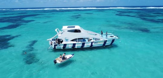 🥳AMAZING PARTY BOATS IN PUNTA CANA 🏝️MAKE YOUR RESERVATION NOW🥂