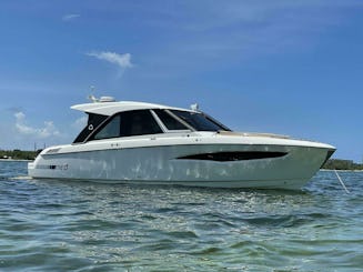 モーターヨット Jeanneau Leader 36 ヴァロリス、フランス