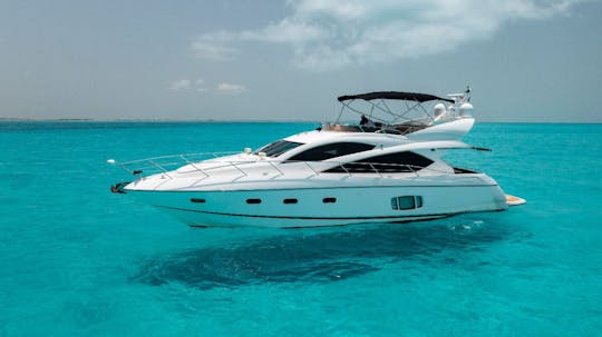 Yacht de luxe Sunseeker Manhattan 64' au Mexique