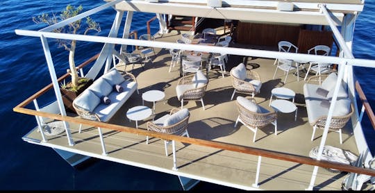 High end Catamaran, Luxury Private Party in Cabo San Lucas. Captain &  crew inc