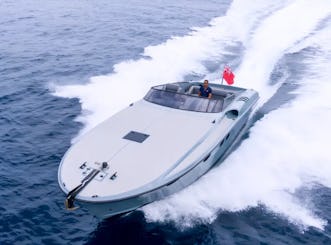 Ibiza Boat 44 com instalações de última geração!
