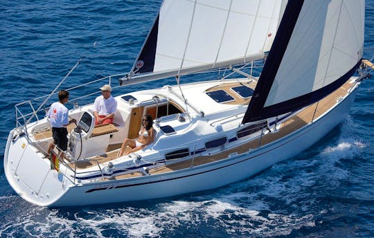 Sailing yacht Bavaria 38
