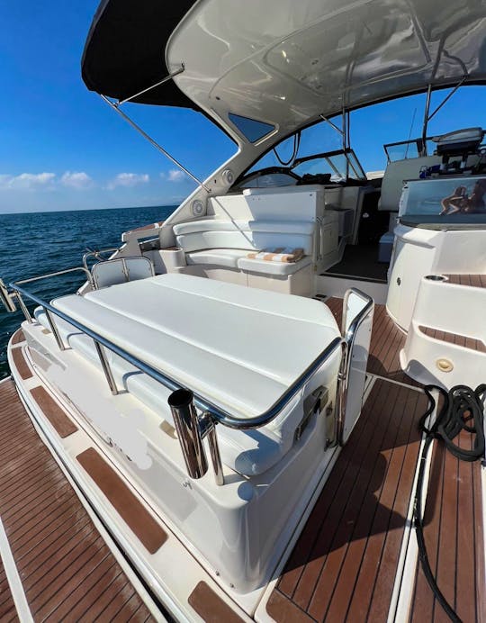 46 feet Yacht at Introductory price! New upholstery, very rarely rented!