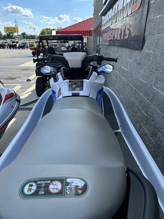 Moto acuática Kawasaki STX 160 2024 para explorar desde Pawleys Island