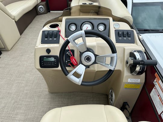 Afaste suas preocupações com nosso aluguel de pontão no Lago Minnetonka!