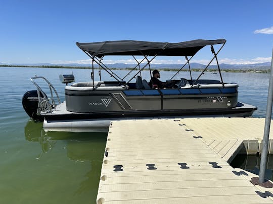 Alquiler de pontón Viaggio Lago L22U en Loveland, Colorado