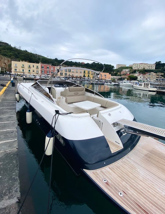 Location de bateau à Sorrente · Mig — Mig 38