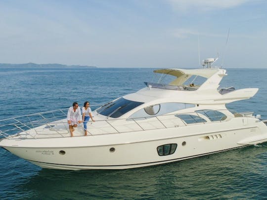 Yates de lujo Azimut de 55 pies en Dubai Marina