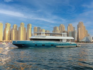 Lindo novo Super Yacht 2024 de 101 pés - 90 convidados