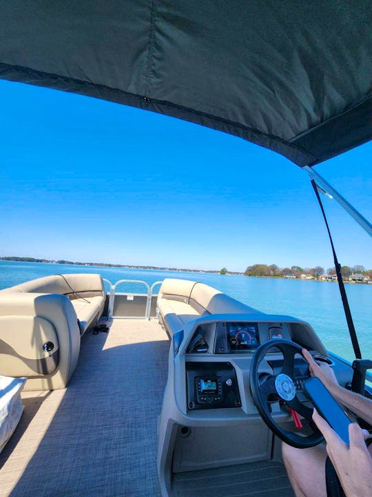 All-Inclusive adventures! Brand New 2024 18ft Pontoon! Fully Permitted for LKN!