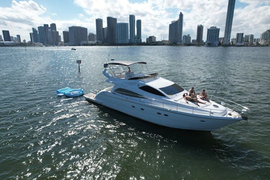 65' AICON Flybridge- 1 FREE Jetski or BALLOON DECORATION INCLUDED