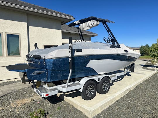 22’ Axis A225 Surf Boat in Berthoud, CO!