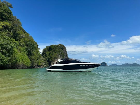 Domino - Luxury Diving Speedboat Available in Phuket