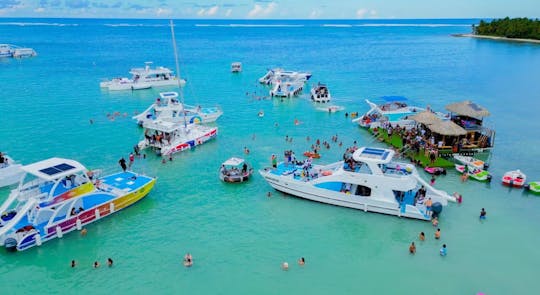 Punta Cana Booze Shared Cruise, Snorkeling and Sand-Bar (Only adults)