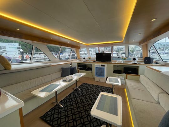 Fretamento de iate privado de catamarã máximo de 2 a 47 pés em Cingapura