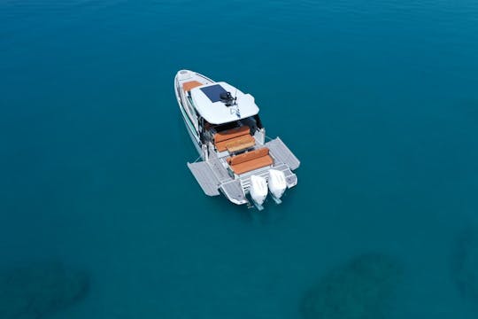 Saxdor 320 (2024) Lancha rápida de lujo a estrenar en Kalamata, Grecia