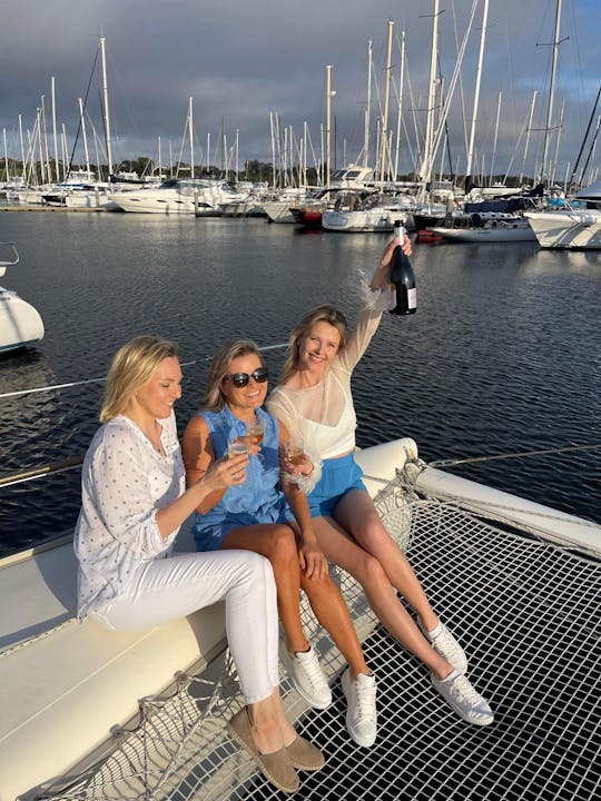 Participez à une séance photo et naviguez autour de Melbourne à bord du catamaran Fountaine Pajot de 35 pieds