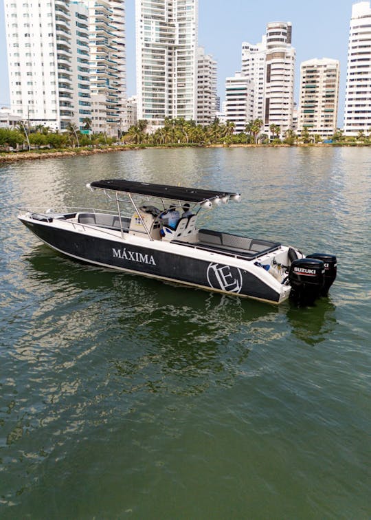 Lancha MAXIMA de 38 pés em Cartagena das Índias