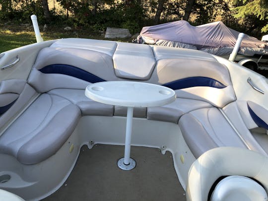 25 ft Glastron Powerboat in Innisfil, Ontario