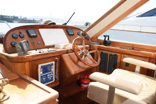 Location de yacht de luxe pour une journée à Istanbul