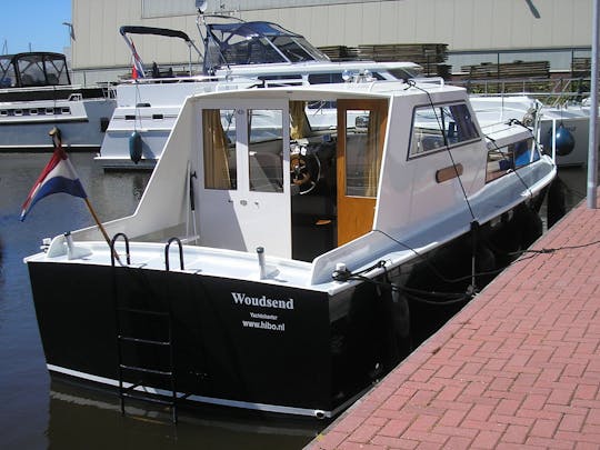 Charter "Inyol' Motor Yacht in Friesland, Netherlands for up to 6 people
