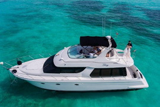 Carver 55  Motor Yacht in Cancun Costa Mujeres #GMB55CAR