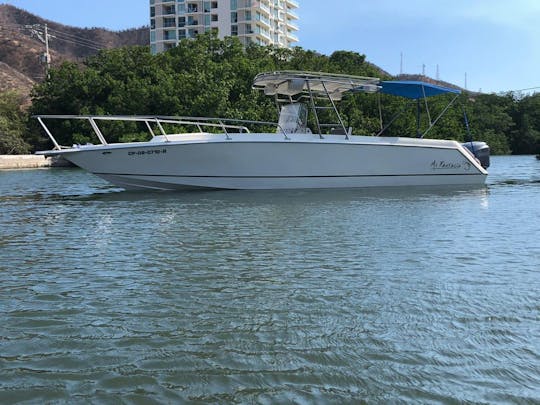 Alquiler de botes con consola central en Santa Marta, Inca inca o bahía concha 