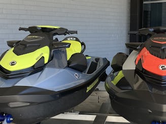 Diversão no Sun Lake Norman!! 2024 Sea Doo com alto-falantes Bluetooth!!