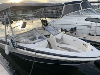 20ft Tracker Tahoe Wakeboard boat with Cruise Control!