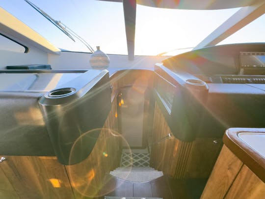82ft Sunseeker Predator Power Mega Yacht in Miami!!🌊🌊🌊