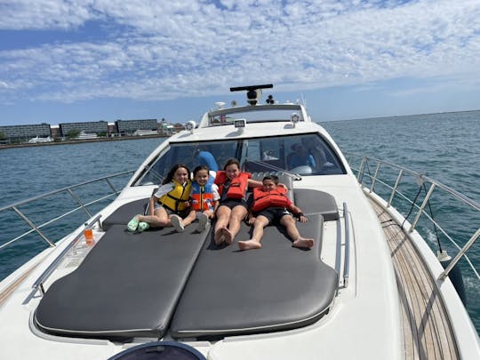 Yacht italien de luxe Azimut de 63 pieds - 12 personnes - Chicago